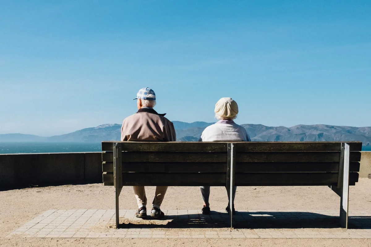 "Phantom Hacker" Scams Target Senior Citizens: A Deep Dive into the FBI's Warning